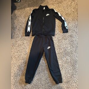 Boys 5t Nike Outfit